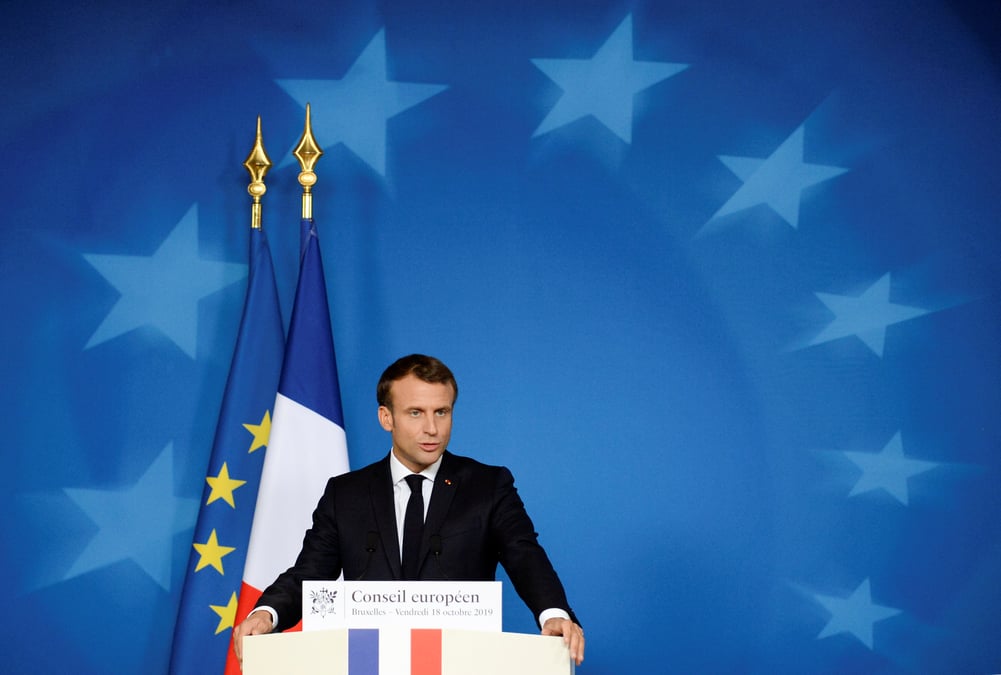 Syrie: macron parle de "faute lourde" de l'otan, de "folie" d'ankara