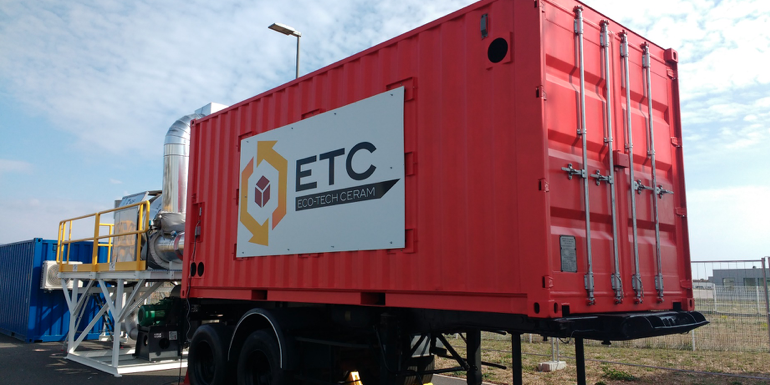 L'accumulateur de chaleur, sous forme de container métallique, développé par Eco-Tech Ceram