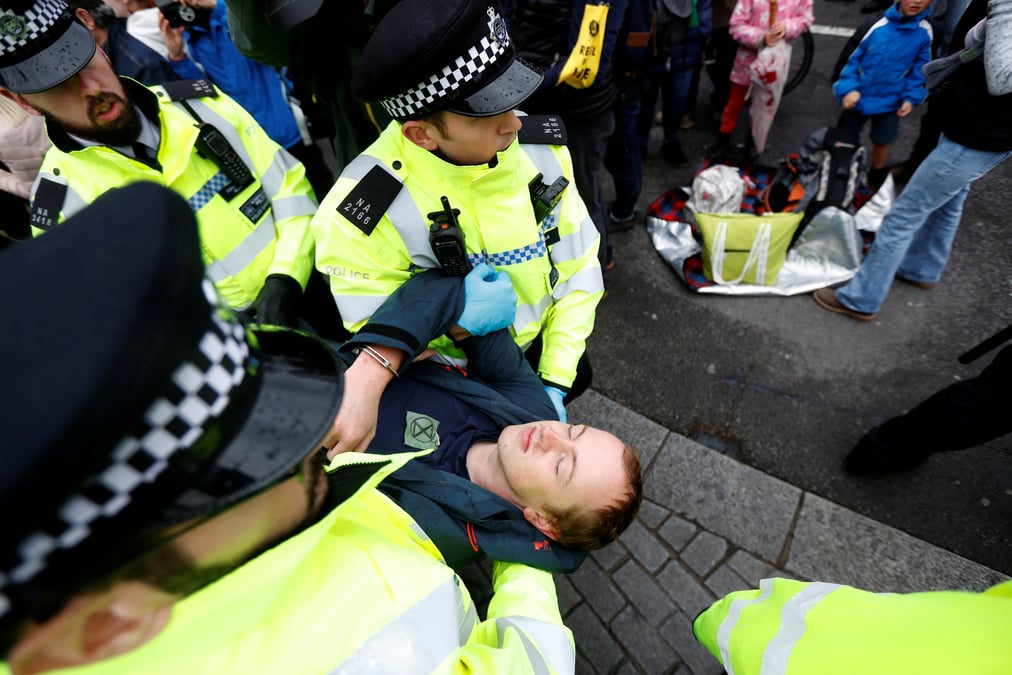 Extinction rebellion repart en campagne, arrestations a londres