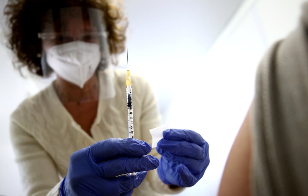 Coronavirus: les usa devraient autoriser le vaccin pfizer pour les 12-15 ans