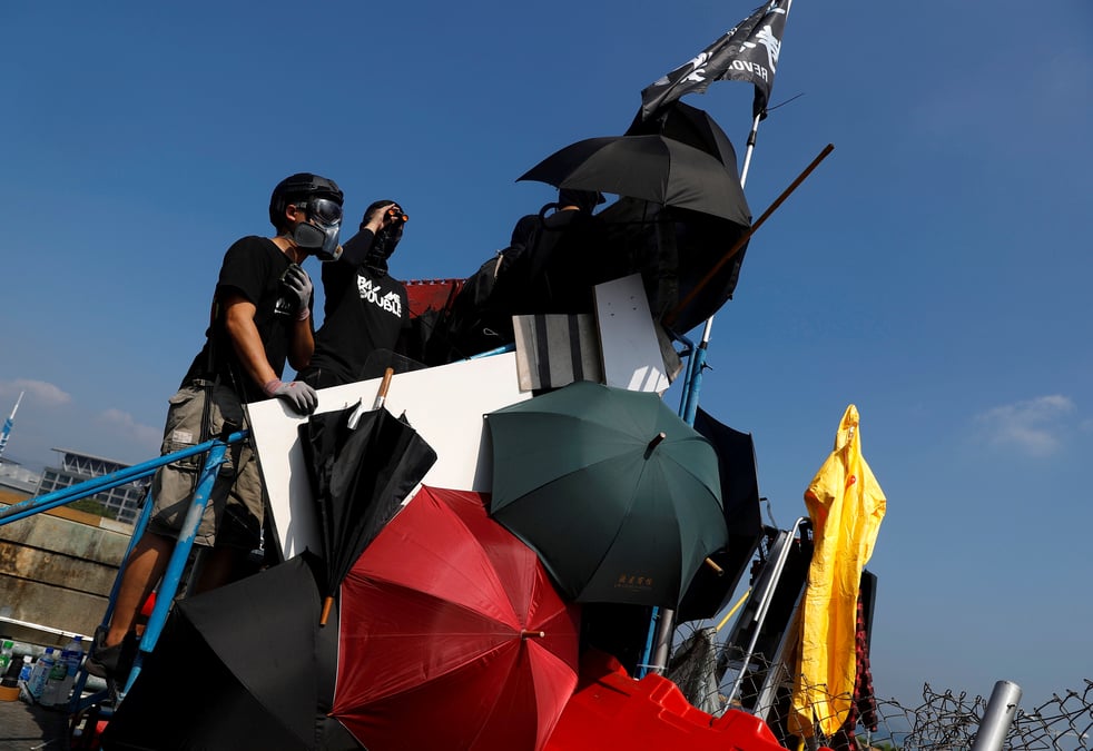 Des etudiants hongkongais commemorent la revolte des campus