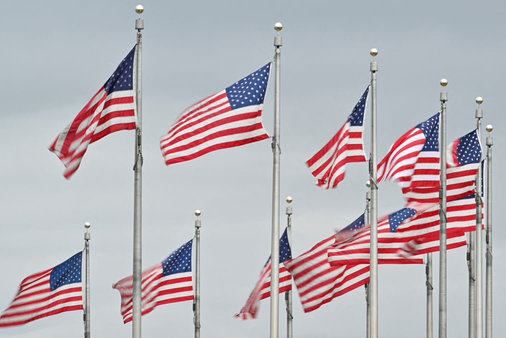 Des drapeaux americains