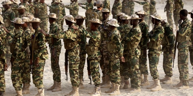 armée soldats Tchad