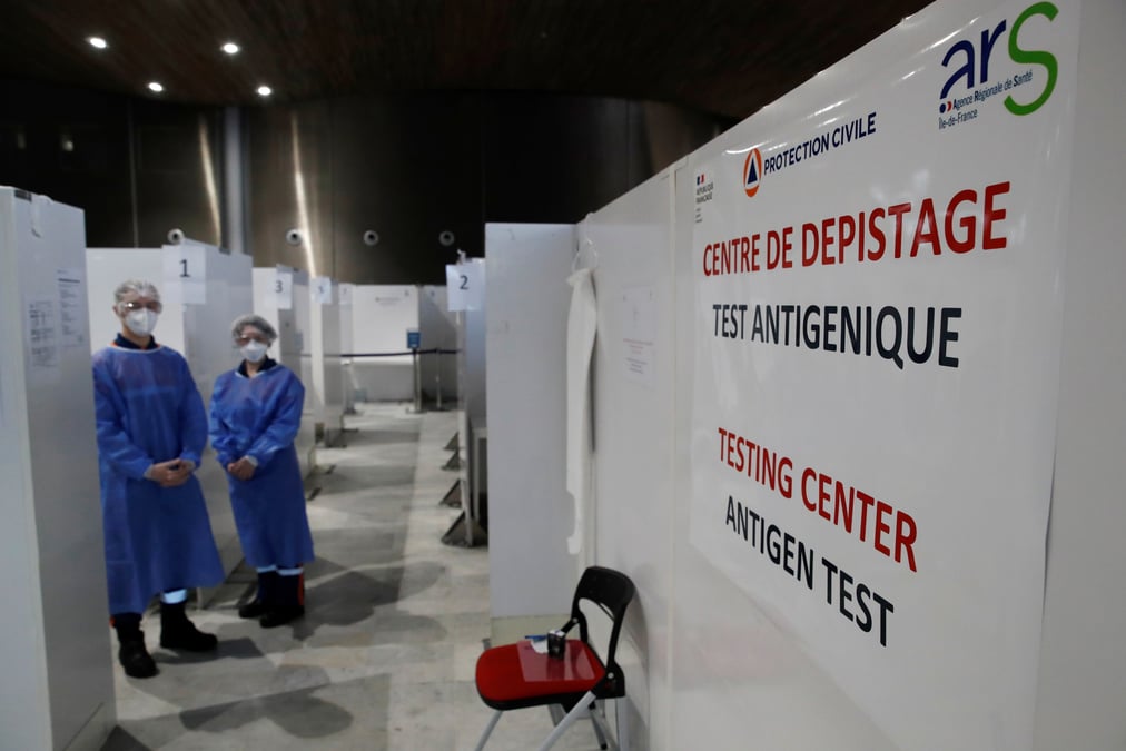Coronavirus: legere baisse du nombre de contaminations en france
