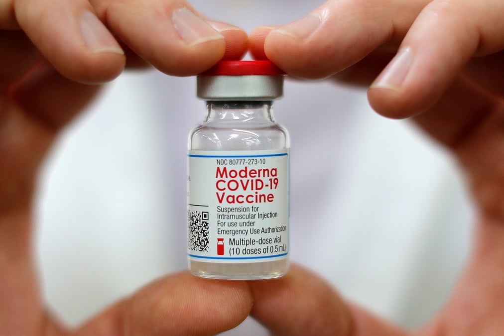 Coronavirus: moderna demande l'autorisation de la fda pour une 3e dose de son vaccin