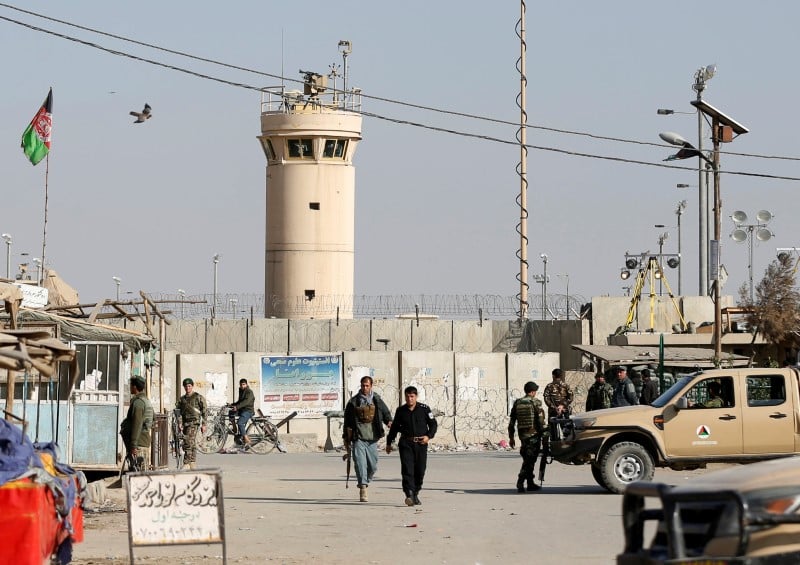 Une explosion fait 4 morts dans la base de l'otan a bagram
