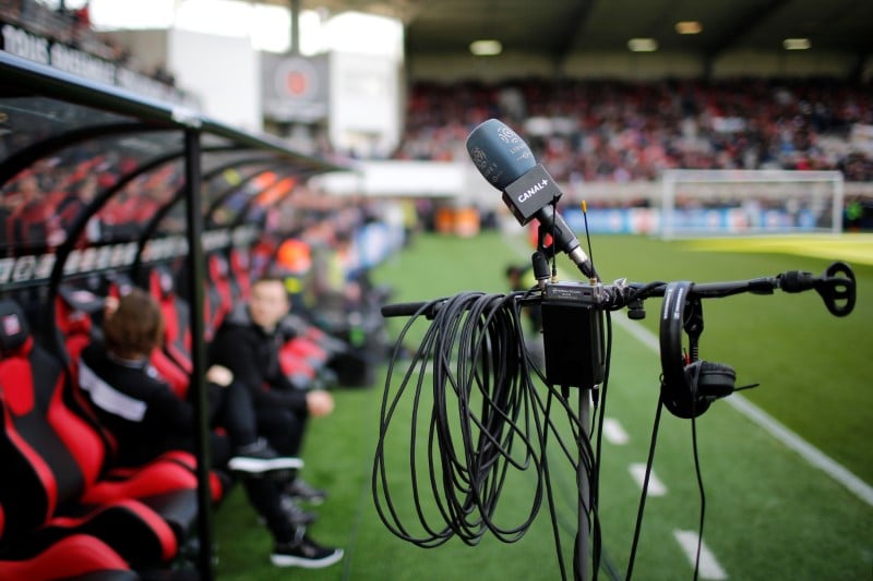 Vincent bollore defend les choix de canal+ sur la ligue 1