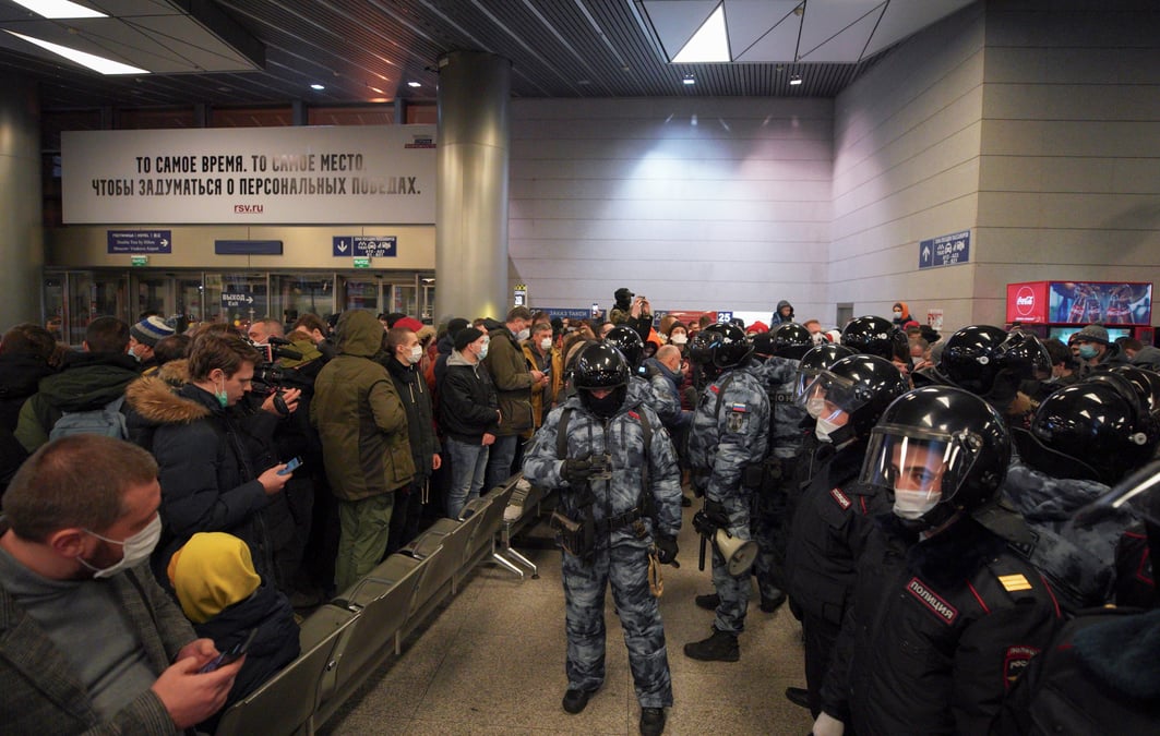 L'opposant alexei navalny atterrit a moscou