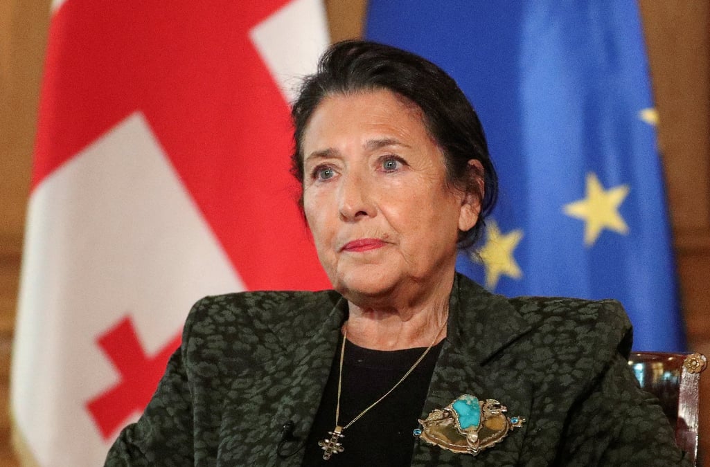 Le president georgien zourabichvili donne une interview a tbilissi