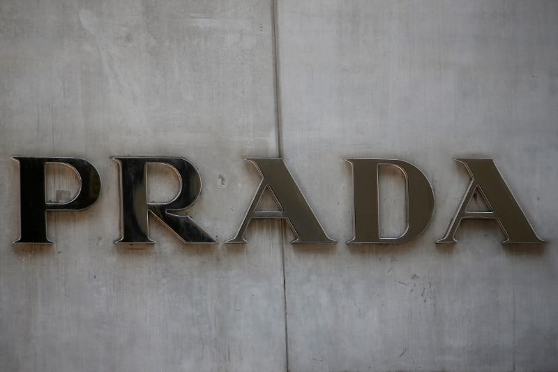 Prada: bertelli exclut de vendre, son fils pourrait lui succeder