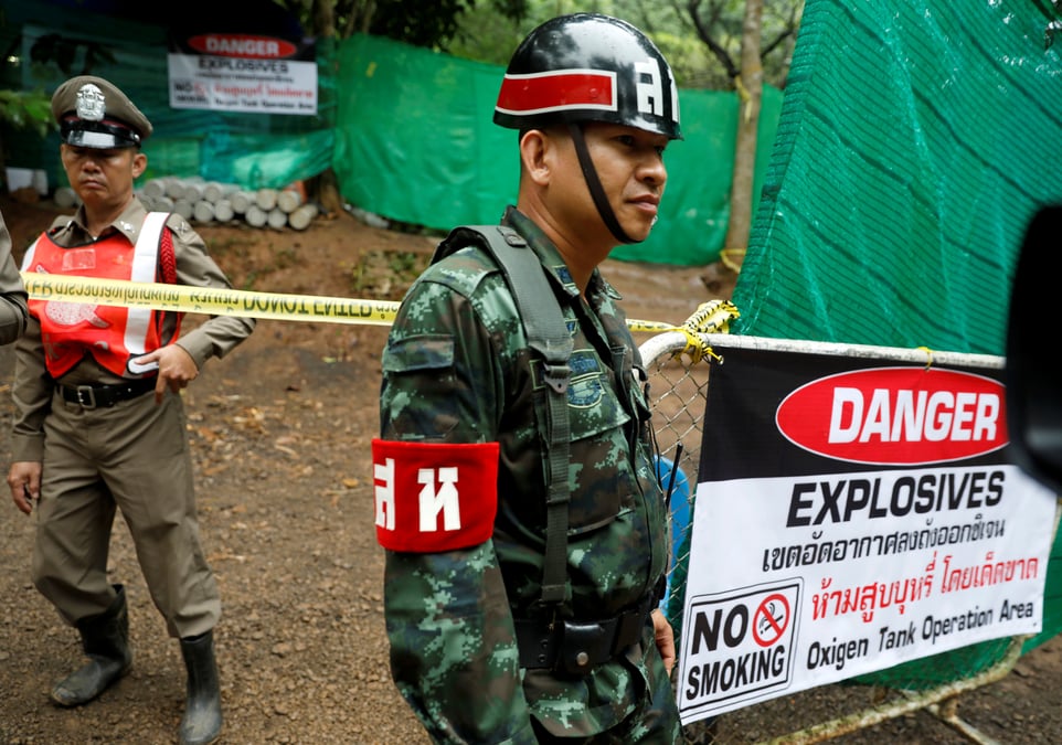 Thailande/grotte: debut de l'operation de sauvetage des garcons