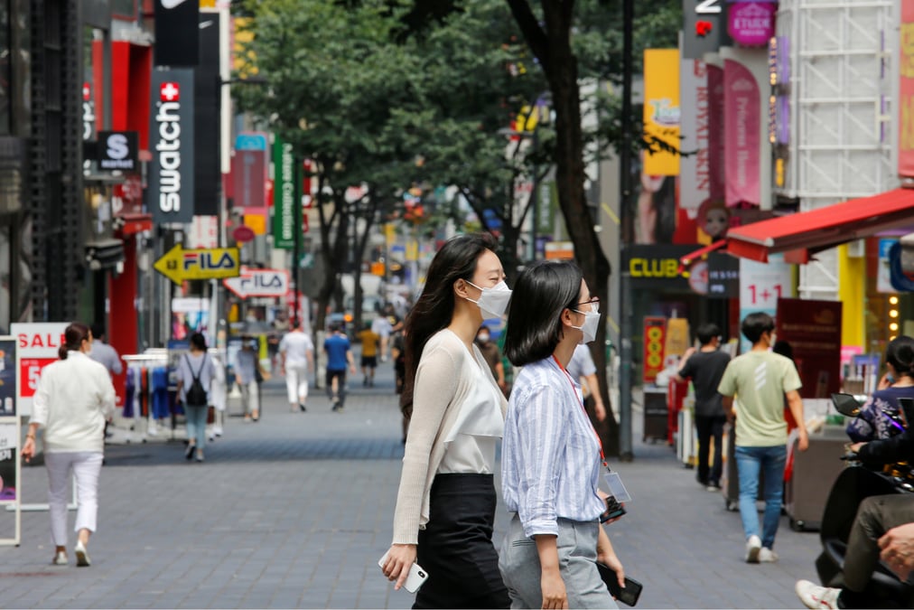 Coronavirus: seoul rend le port du masque obligatoire dans toute la ville