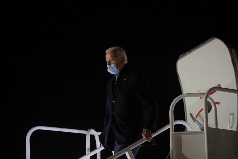 Pour joe biden, il ne faut pas "jouer au durs" et porter un masque