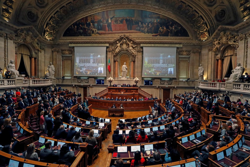 Le parlement portugais dissout, des legislatives le 30 janvier