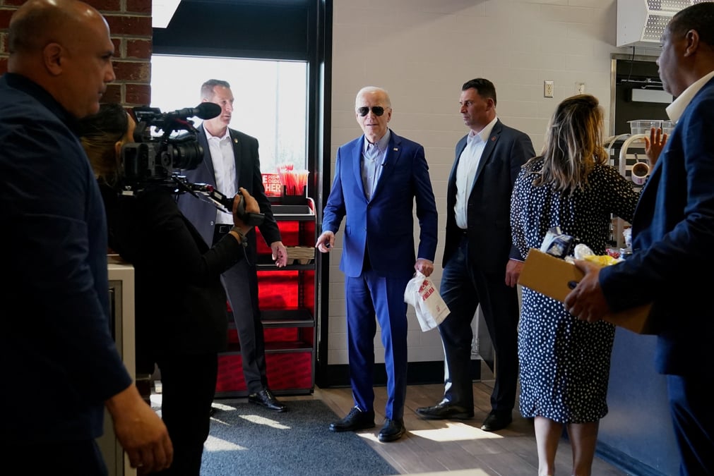 Le president americain joe biden