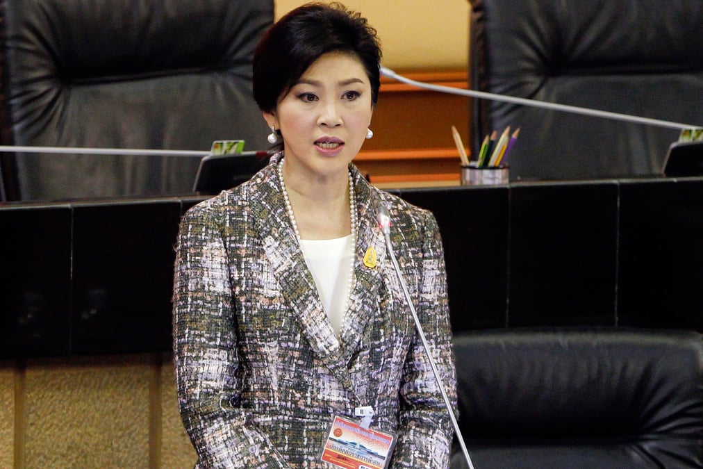 Yingluck shinawatra ecartee de la vie politique pendant 5 ans en thailande
