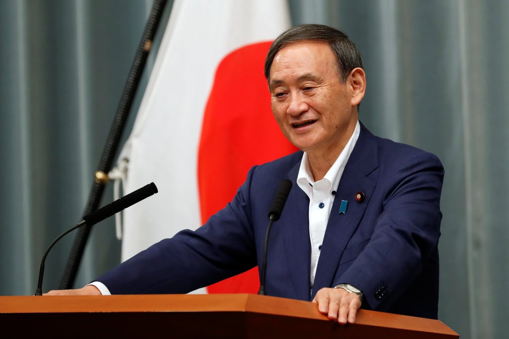 Elu a la tete du pld, yoshihide suga en passe de prendre la tete du gouvernement japonais