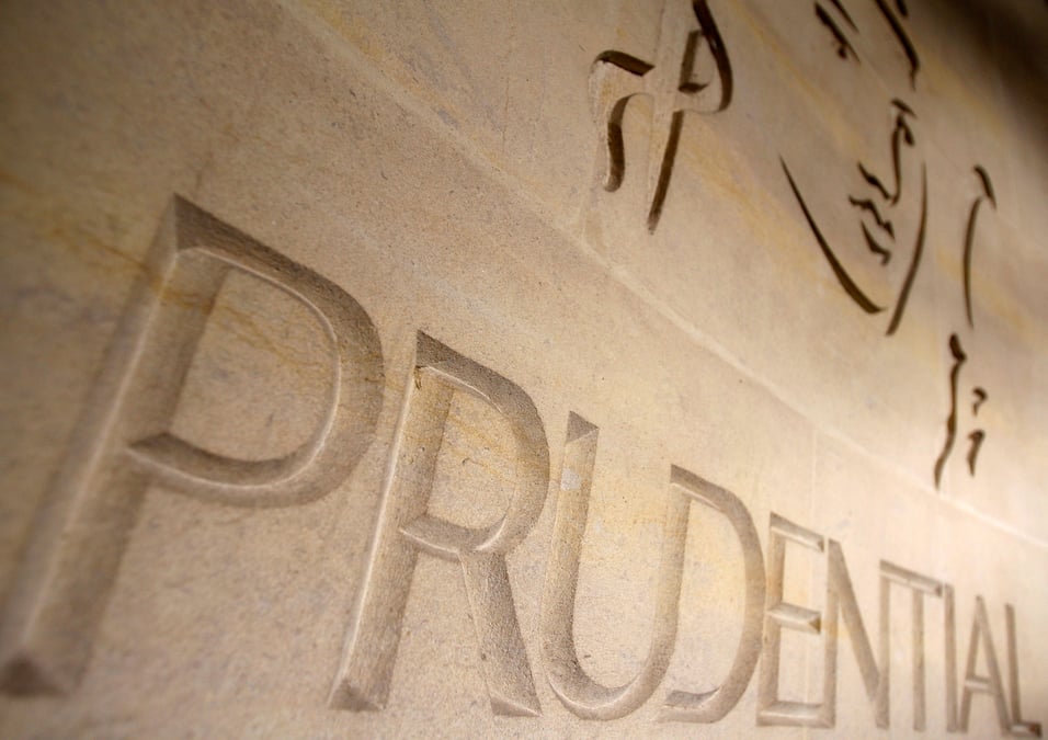 Prudential veut lever 2,9 milliards de dollars lors d'une cotation de titres a hong kong