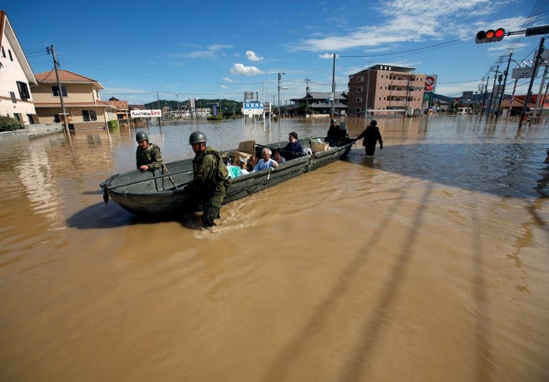 Japon: le bilan des pluies torrentielles monte a au moins 66 morts