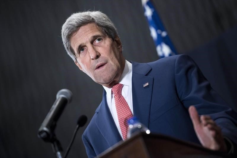 John Kerry se dit encouragé par les promesses d'aide militaire