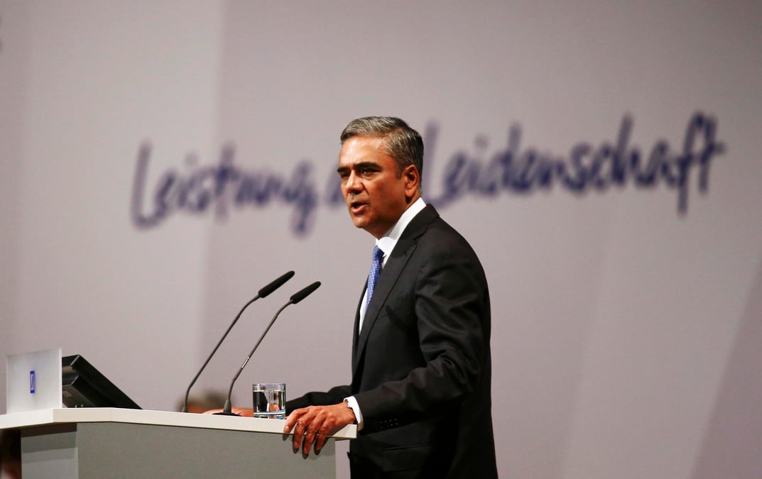 Deutsche bank mise sur son co-president anshu jain