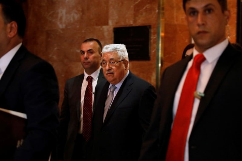 Mahmoud abbas rappelle le representant de l'olp a washington