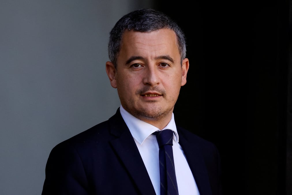 Le ministre francais de l'interieur gerald darmanin quitte l'elysee apres la reunion hebdomadaire du cabinet