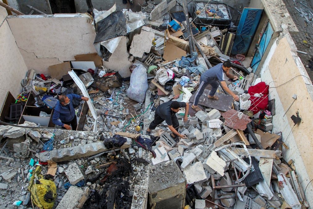 Un logement en ruine apres une frappe israelienne a rafah