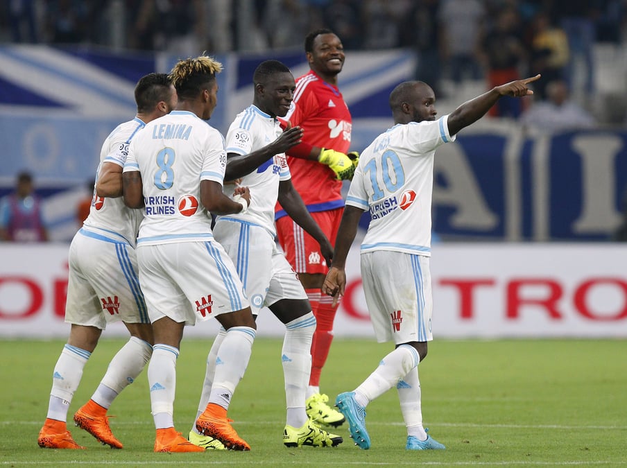 Marseille atomise troyes et retrouve le sourire