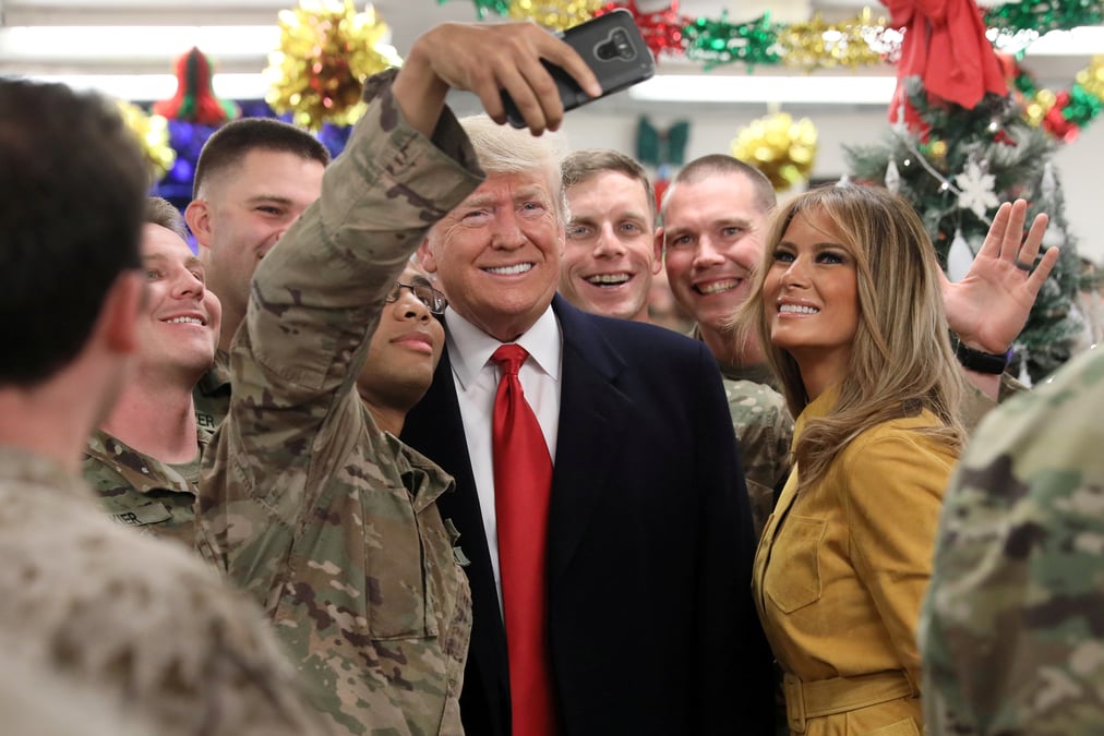 Donald trump aupres des troupes americaines en irak