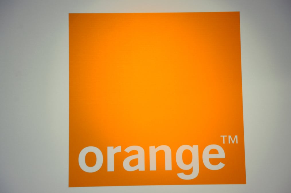 Le logo d'orange a paris