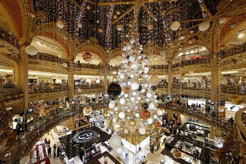 Les francais devraient depenser plus a noel
