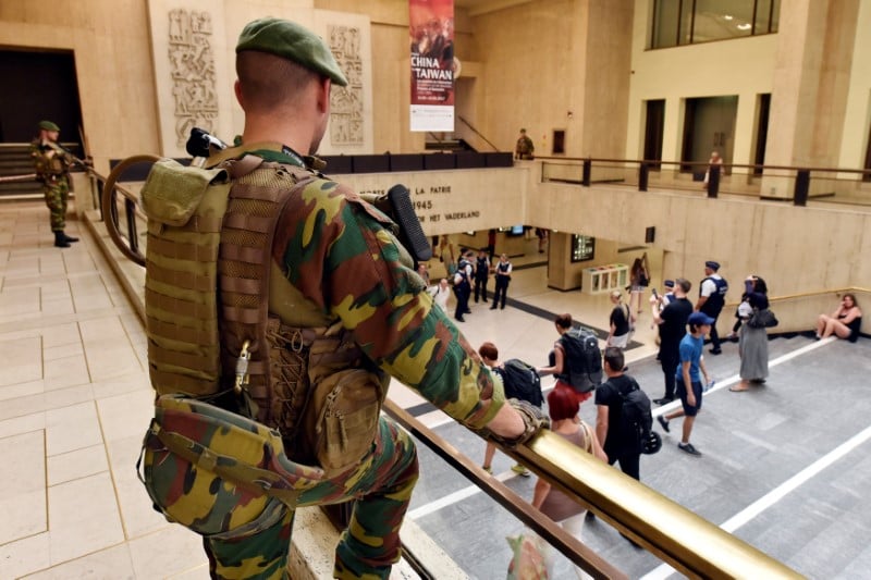 L'homme abattu par l'armee belge a bruxelles, sympathisant de l'ei