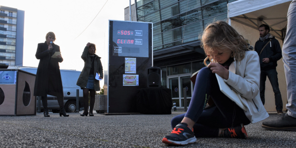 Un compteur géant a été installé en octobre 2018 dans le quartier Bellevue pour visualiser les économies d'énergie réalisées.