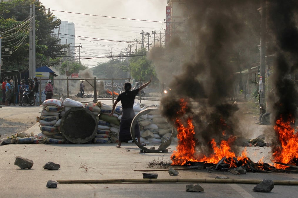 L'armee birmane se dit attristee par la mort des manifestants