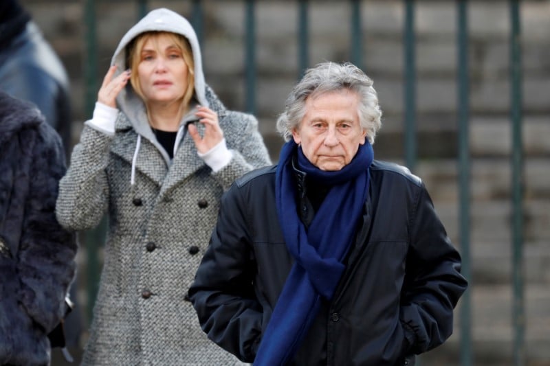 Emmanuelle seigner defie l'academie des oscars, qui a exclu polanski