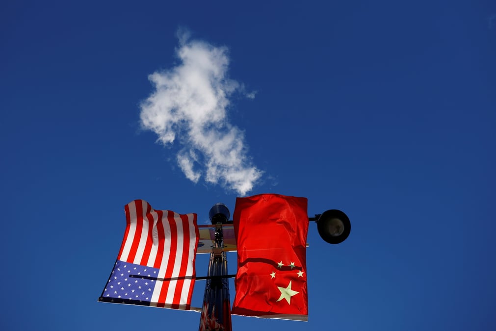 La Chine a exhorté dimanche les États-Unis à « annuler complètement » les droits de douane réciproques, après la décision américaine d'épargner certains produits high-tech.
