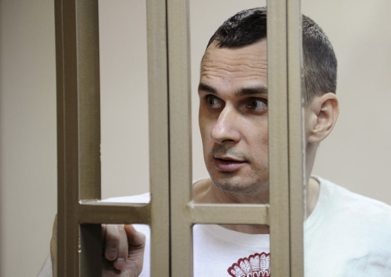 Le prix sakharov au cineaste ukrainien sentsov, en prison en russie