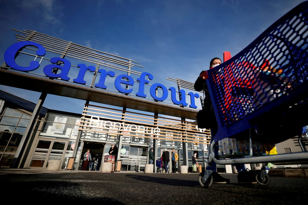 Carrefour: rachat d'actions et confirmation des objectifs apres un t1 solide
