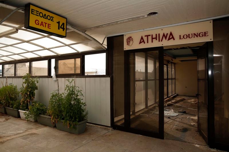 L'ancien aéroport d'Athènes, objet de convoitise et de polémique