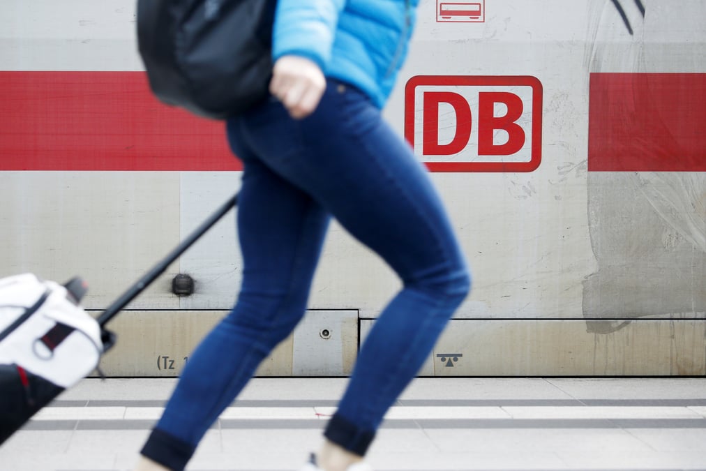 Les cheminots durcissent leur greve en allemagne