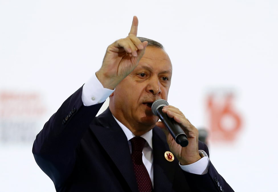 La turquie discute avec l'iran d'une operation antikurde, annonce erdogan