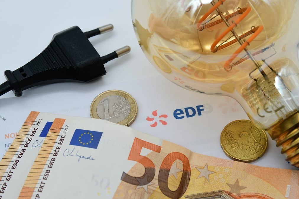 Une baisse moyenne de 15 % des prix de l’électricité est entrée en vigueur le 1er février pour plus de 24 millions d’abonnés au tarif réglementé.