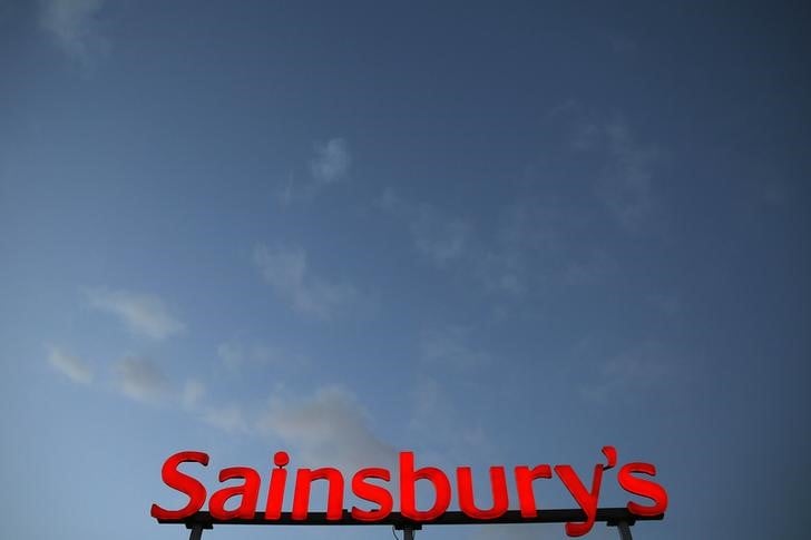 Sainsbury's renoue avec la croissance de ses ventes au 4e trimestre