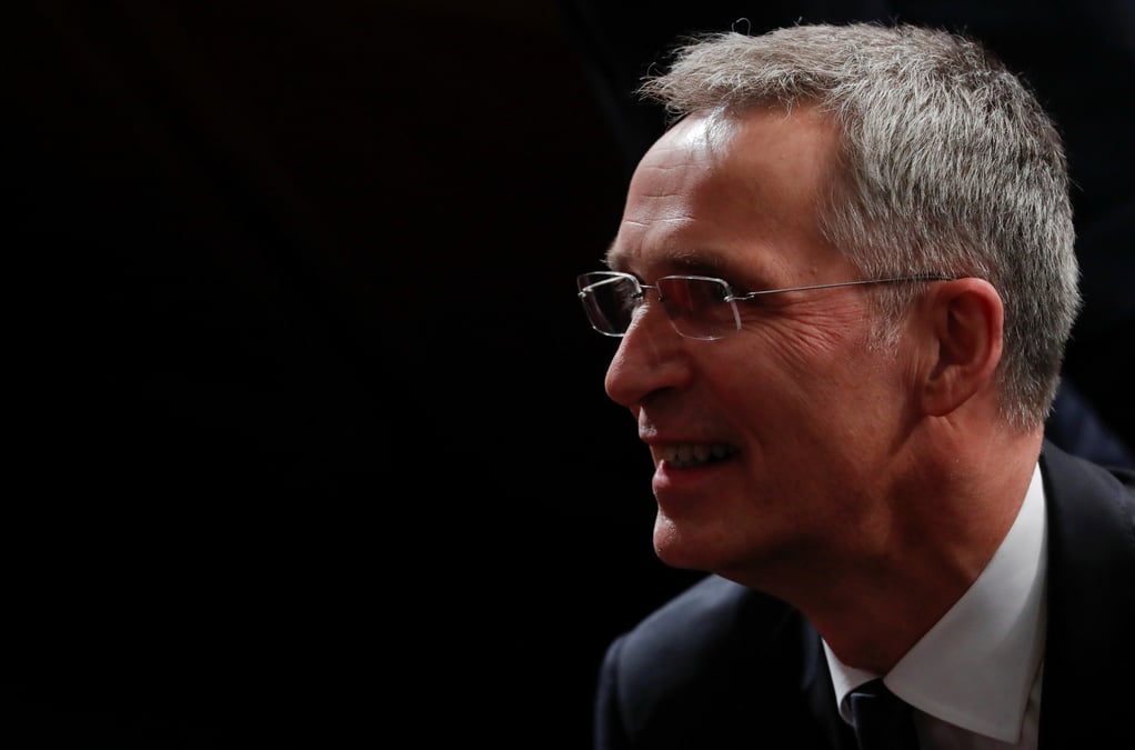 Stoltenberg defend l'otan, met en garde contre la montee de la russie