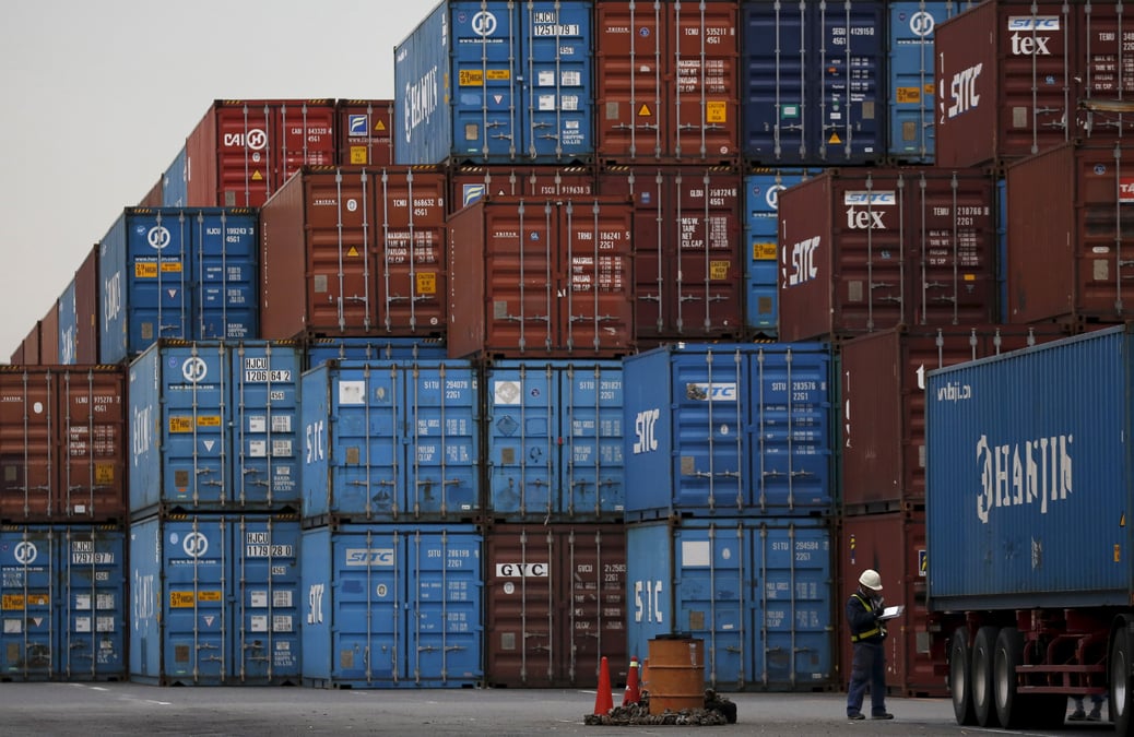 Japon: baisse des exportations pour un quatrieme mois consecutif
