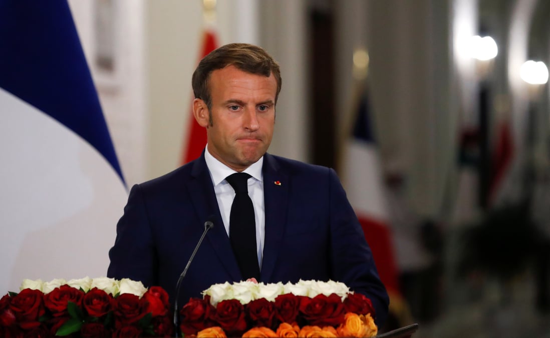 La republique "jamais acquise, toujours a proteger", plaide macron