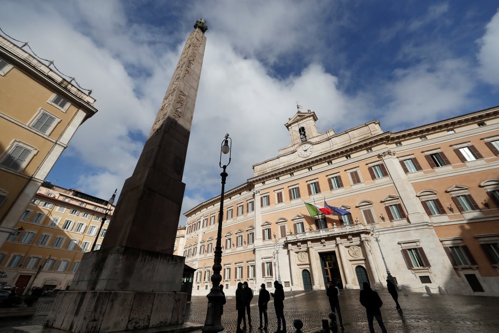 Le parti democrate italien confirme son soutien a draghi