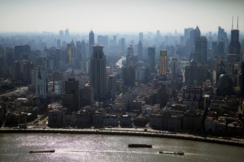 Les autorités chinoises visent une croissance du PIB d'environ 5% en 2024, un objectif jugé bien optimiste par nombre d'économistes en raison des difficultés actuelles.