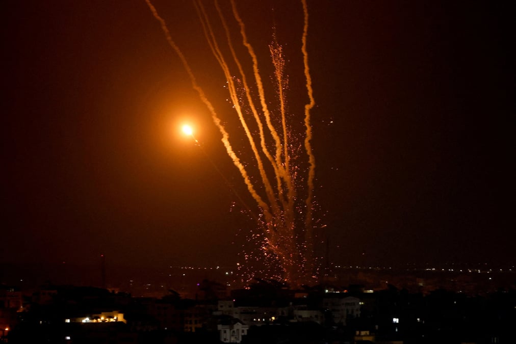 Le djihad islamique tire des roquettes contre israel apres les frappes sur gaza